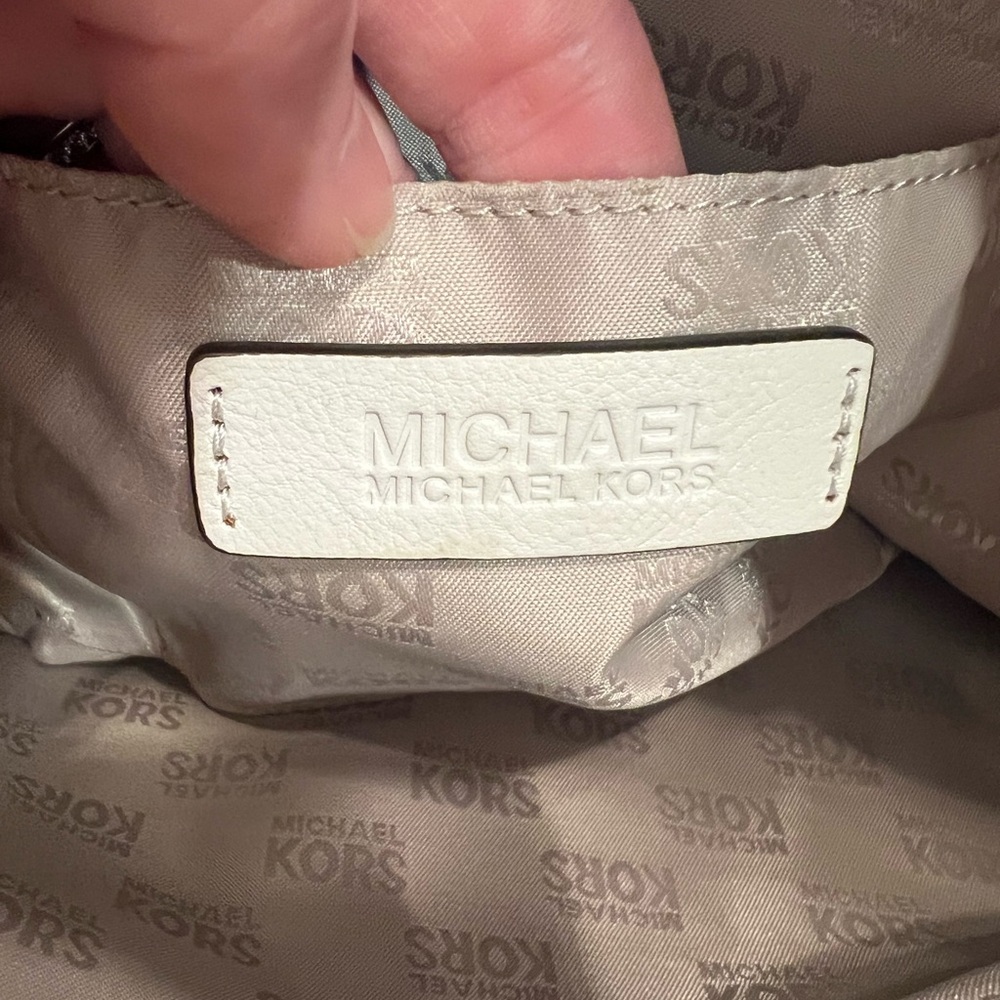 MICHAEL KORS Ludlow Shoulder Bag Signature Jacquard and Leather new with tags - Picture 10 of 16